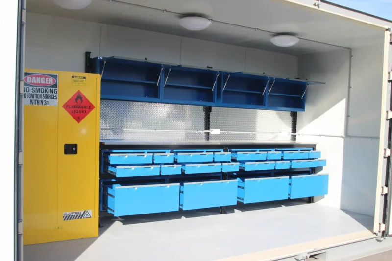20′ Werkstattcontainer mit Seitenöffnung – Bild 3