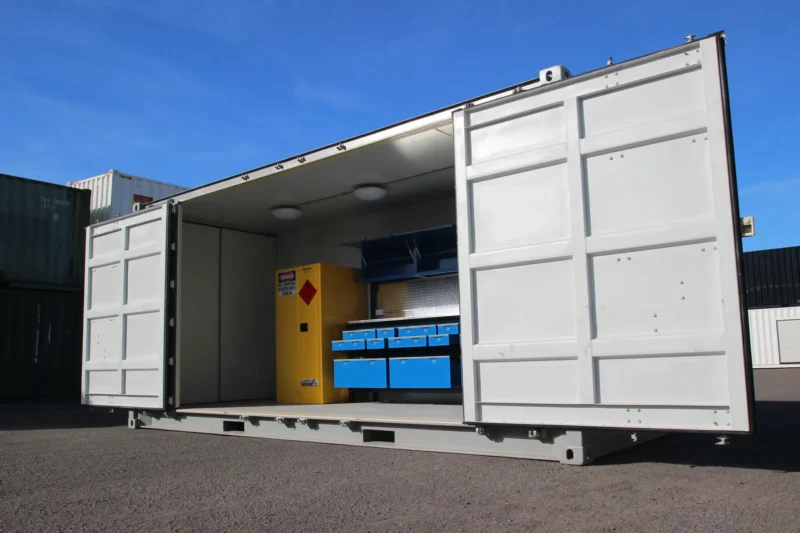 20′ Werkstattcontainer mit Seitenöffnung – Bild 9